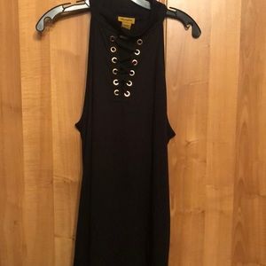 Sleeveless black shirt
